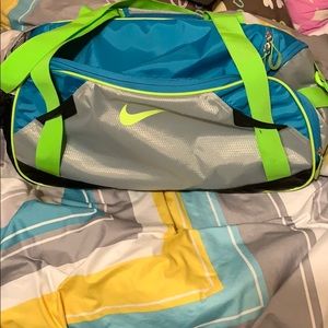 nike duffle bag